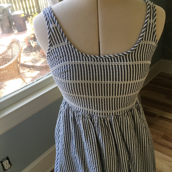 Old Navy Seersucker striped dress size XS - Picture 2 of 5